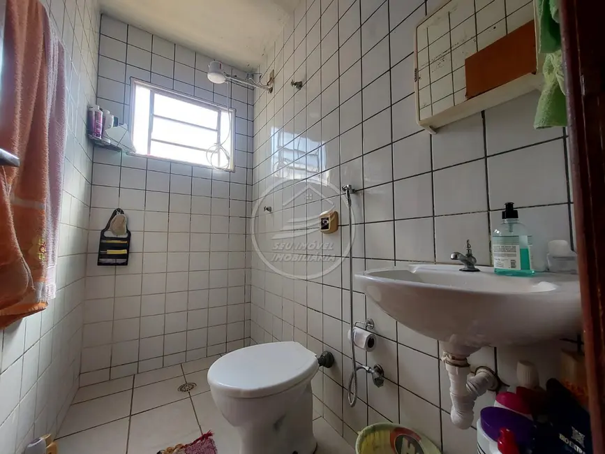 Casa com 1 quarto à venda, 87m2 em Beija-Flor II, Uberaba - MG - imagem 9 Foto 9 de Casa com 1 quarto à venda, 87m2 em Beija-Flor II, Uberaba - MG