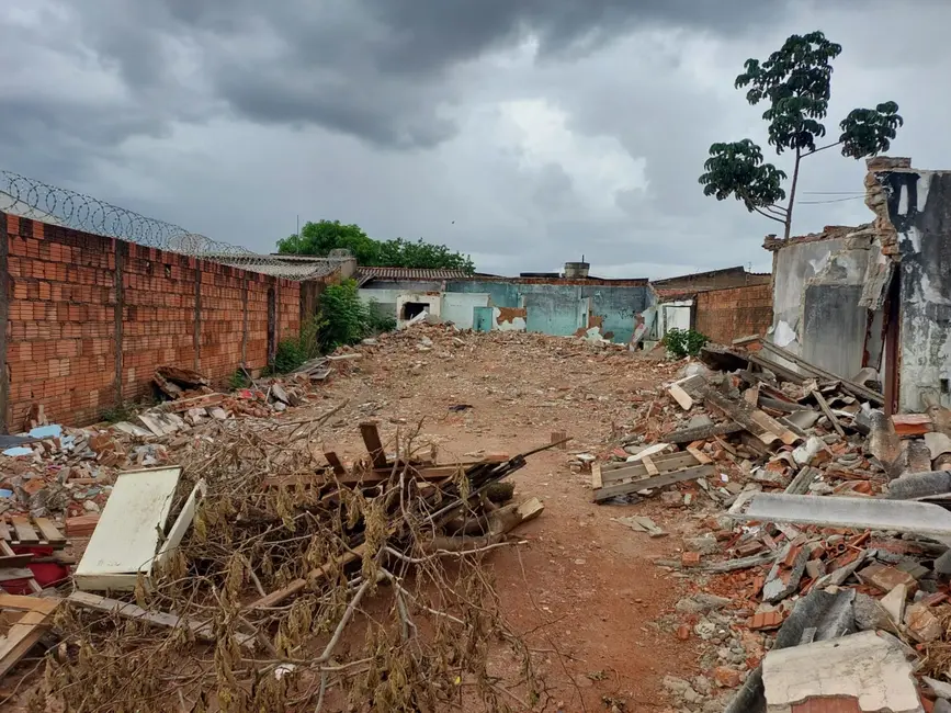 Foto 1 de Terreno / Lote à venda, 344m2 em Boa Vista, Uberaba - MG