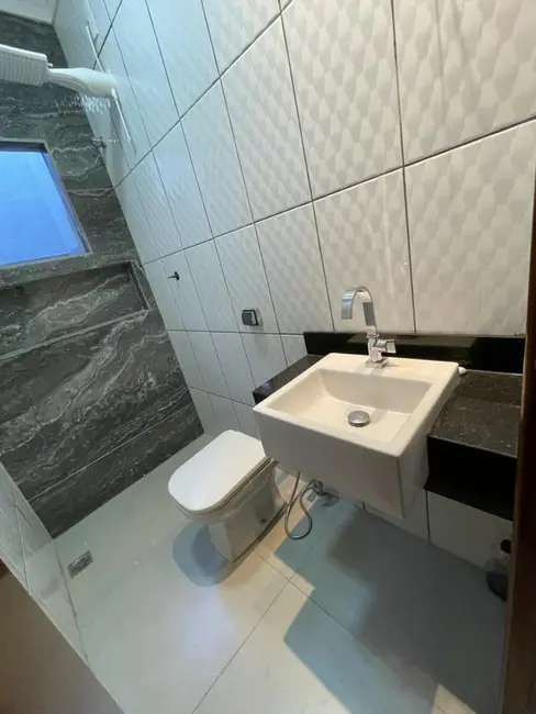 Casa com 2 quartos à venda, 185m2 em Jardim Maria Alice, Uberaba - MG - imagem 9 Foto 9 de Casa com 2 quartos à venda, 185m2 em Jardim Maria Alice, Uberaba - MG