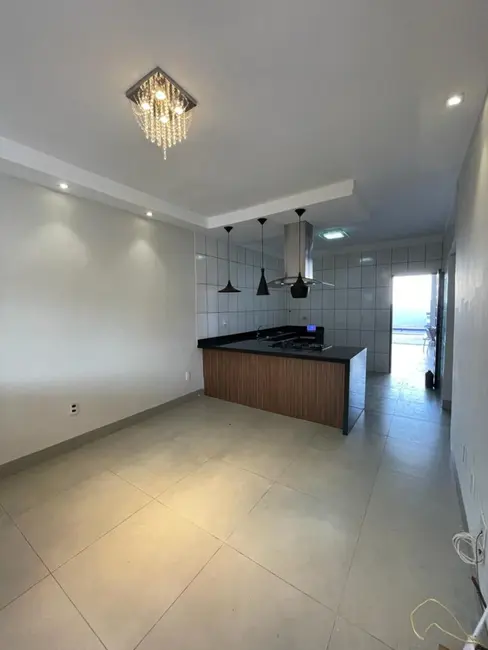Casa com 2 quartos à venda, 185m2 em Jardim Maria Alice, Uberaba - MG - imagem 3 Foto 3 de Casa com 2 quartos à venda, 185m2 em Jardim Maria Alice, Uberaba - MG