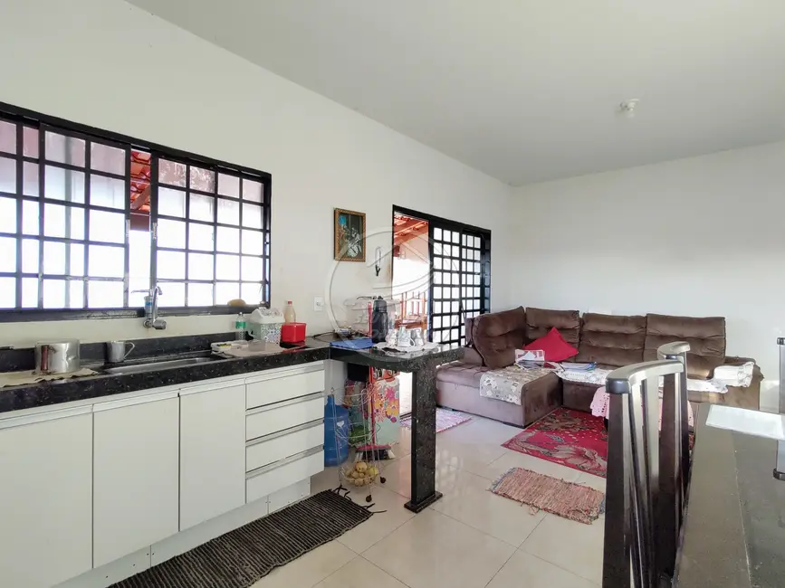 Casa com 2 quartos à venda, 130m2 em Residencial Zeca Mendes, Uberaba - MG - imagem 3 Foto 3 de Casa com 2 quartos à venda, 130m2 em Residencial Zeca Mendes, Uberaba - MG