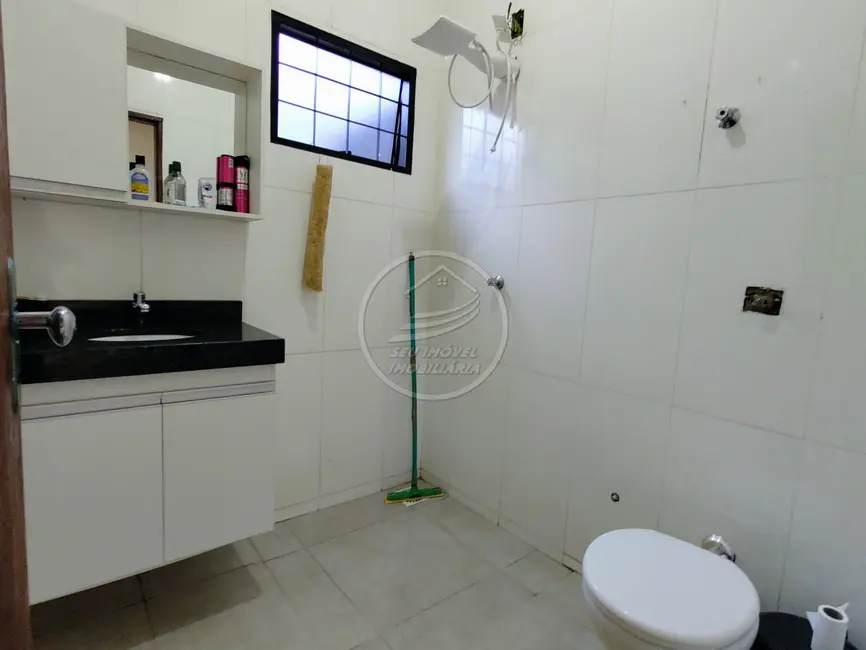 Casa com 2 quartos à venda, 130m2 em Residencial Zeca Mendes, Uberaba - MG - imagem 6 Foto 6 de Casa com 2 quartos à venda, 130m2 em Residencial Zeca Mendes, Uberaba - MG