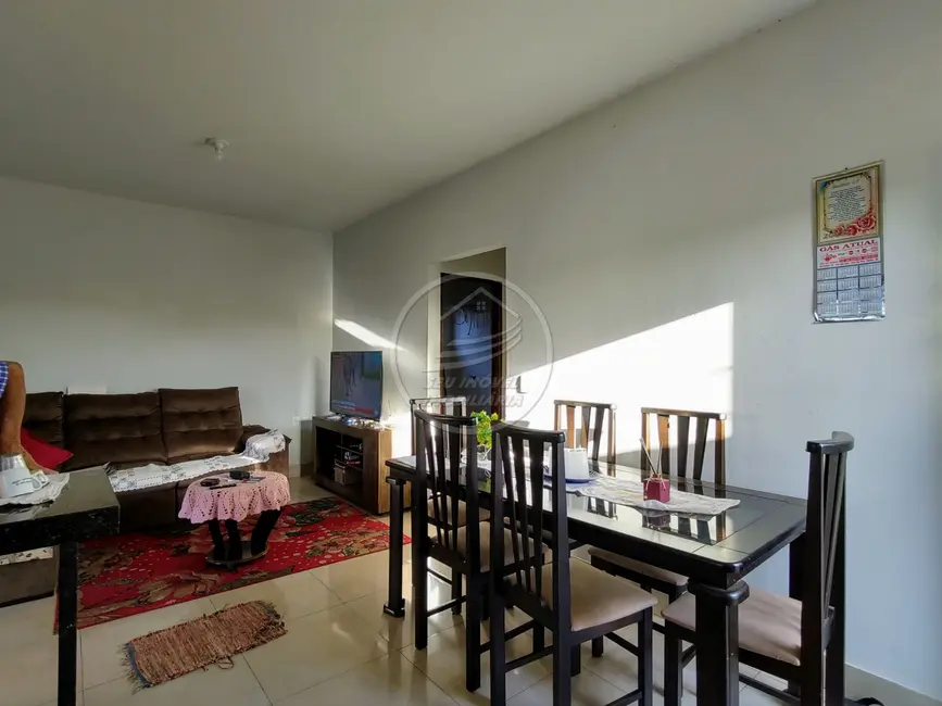 Casa com 2 quartos à venda, 130m2 em Residencial Zeca Mendes, Uberaba - MG - imagem 4 Foto 4 de Casa com 2 quartos à venda, 130m2 em Residencial Zeca Mendes, Uberaba - MG