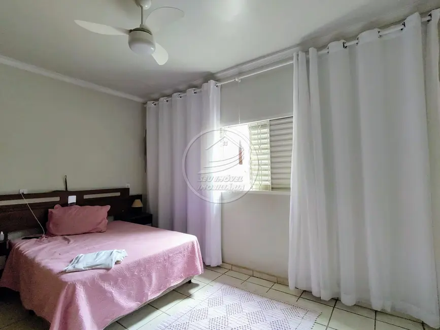 Casa com 3 quartos à venda, 185m2 em Oneida Mendes, Uberaba - MG - imagem 6 Foto 6 de Casa com 3 quartos à venda, 185m2 em Oneida Mendes, Uberaba - MG