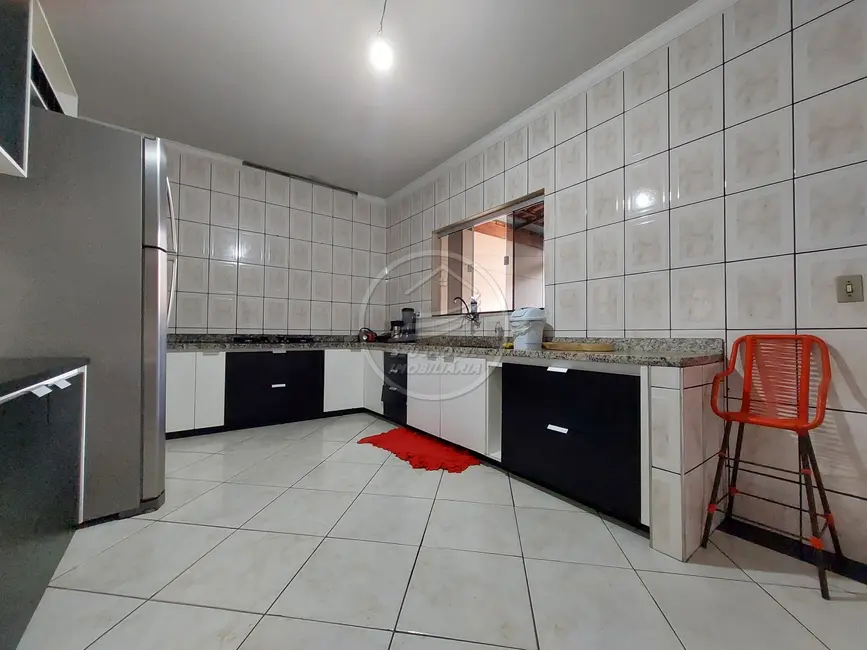 Casa com 3 quartos à venda, 167m2 em Cidade Ozanan, Uberaba - MG - imagem 6 Foto 6 de Casa com 3 quartos à venda, 167m2 em Cidade Ozanan, Uberaba - MG