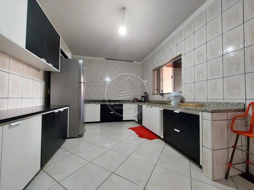 Casa com 3 quartos à venda, 167m2 em Cidade Ozanan, Uberaba - MG - imagem 4 Foto 4 de Casa com 3 quartos à venda, 167m2 em Cidade Ozanan, Uberaba - MG