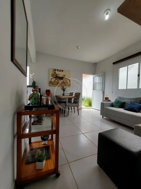 Casa com 2 quartos à venda, 44m2 em Uberaba - MG - imagem 6 Foto 6 de Casa com 2 quartos à venda, 44m2 em Uberaba - MG