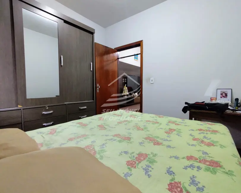 Casa com 4 quartos à venda, 227m2 em Parque das Gameleiras, Uberaba - MG - imagem 6 Foto 6 de Casa com 4 quartos à venda, 227m2 em Parque das Gameleiras, Uberaba - MG