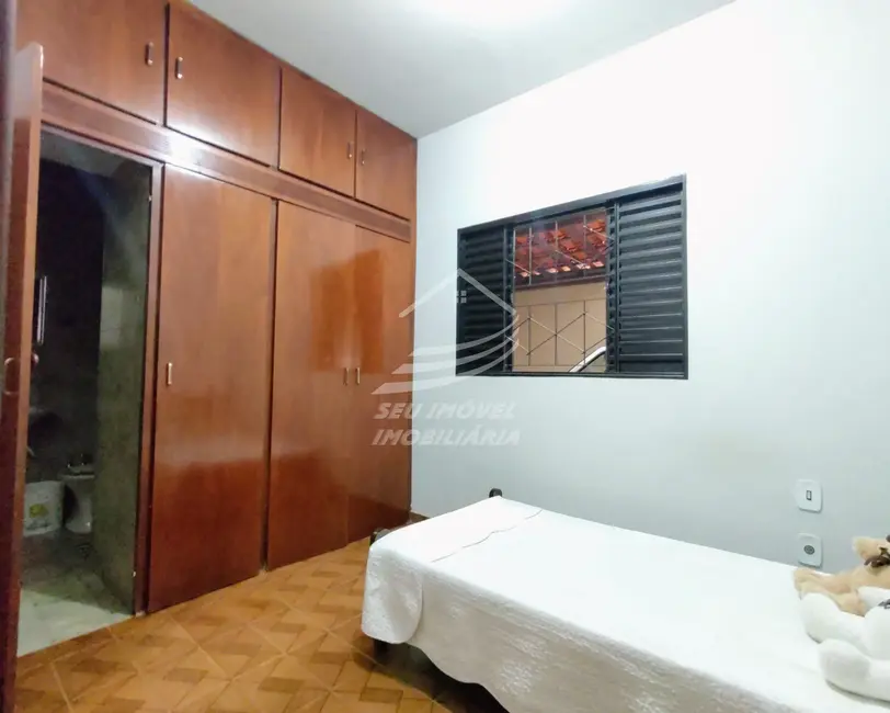 Casa com 4 quartos à venda, 227m2 em Parque das Gameleiras, Uberaba - MG - imagem 7 Foto 7 de Casa com 4 quartos à venda, 227m2 em Parque das Gameleiras, Uberaba - MG