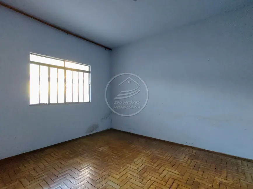 Casa com 2 quartos à venda, 89m2 em Nossa Senhora da Abadia, Uberaba - MG - imagem 8 Foto 8 de Casa com 2 quartos à venda, 89m2 em Nossa Senhora da Abadia, Uberaba - MG