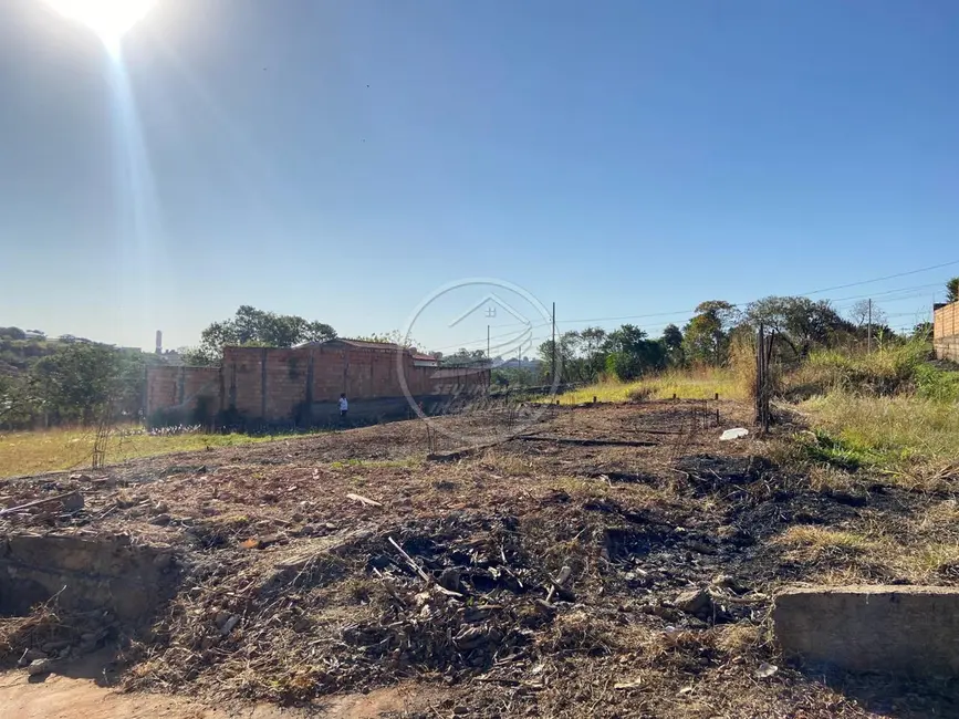 Terreno / Lote à venda, 250m2 em Serra do Sol, Uberaba - MG - imagem 1 Foto 1 de Terreno / Lote à venda, 250m2 em Serra do Sol, Uberaba - MG