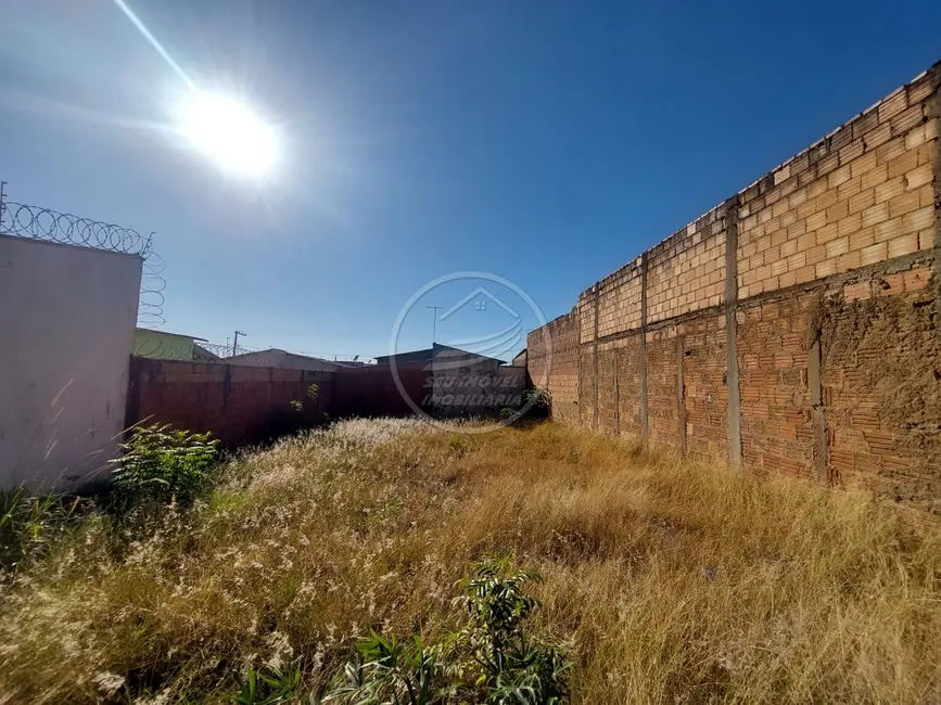 Terreno / Lote à venda, 200m2 em Josa Bernardino II, Uberaba - MG - imagem 2 Foto 2 de Terreno / Lote à venda, 200m2 em Josa Bernardino II, Uberaba - MG