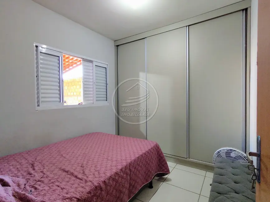 Casa com 2 quartos à venda, 62m2 em Loteamento Antônio Caiado, Uberaba - MG - imagem 7 Foto 7 de Casa com 2 quartos à venda, 62m2 em Loteamento Antônio Caiado, Uberaba - MG