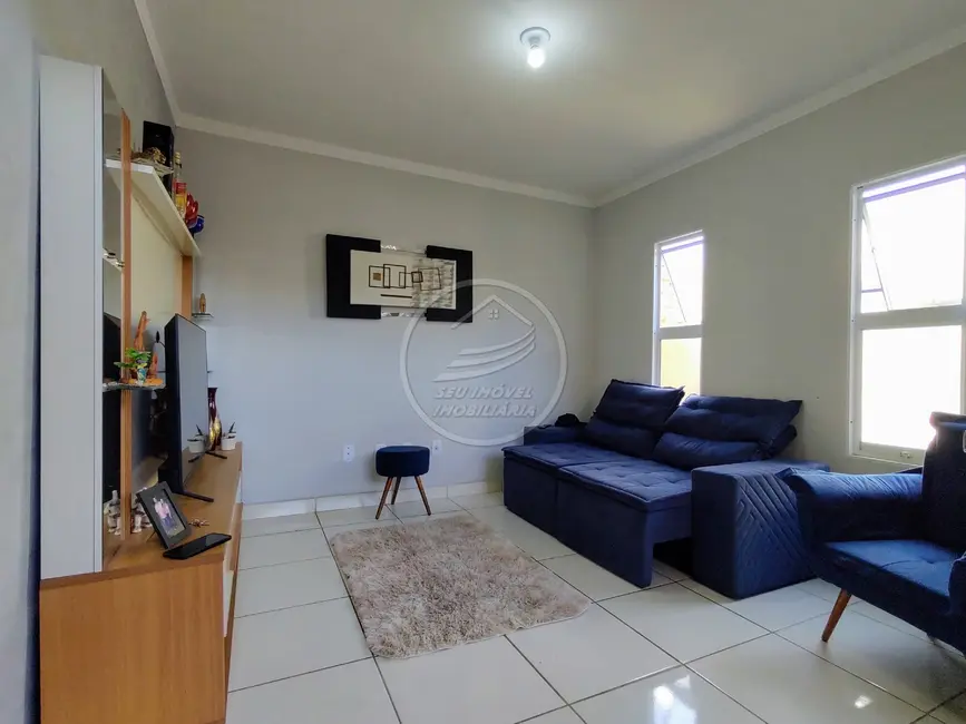 Foto 1 de Casa com 2 quartos à venda, 62m2 em Loteamento Antônio Caiado, Uberaba - MG