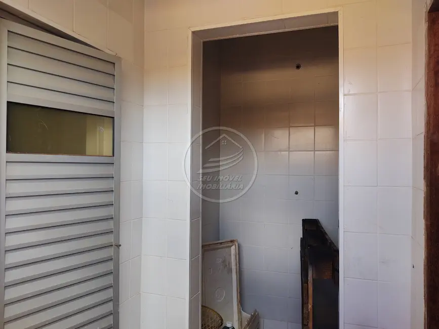 Casa com 3 quartos à venda, 307m2 em Cidade Nova, Uberaba - MG - imagem 4 Foto 4 de Casa com 3 quartos à venda, 307m2 em Cidade Nova, Uberaba - MG