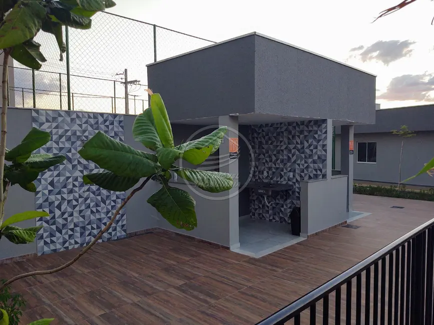 Foto 3 de Apartamento com 2 quartos para alugar, 40m2 em São José, Uberaba - MG