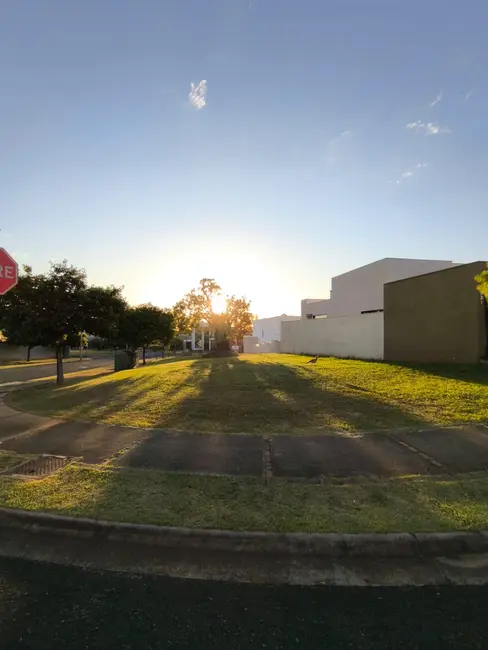 Terreno / Lote à venda, 408m2 em Conjunto Morada do Sol, Uberaba - MG - imagem 3 Foto 3 de Terreno / Lote à venda, 408m2 em Conjunto Morada do Sol, Uberaba - MG