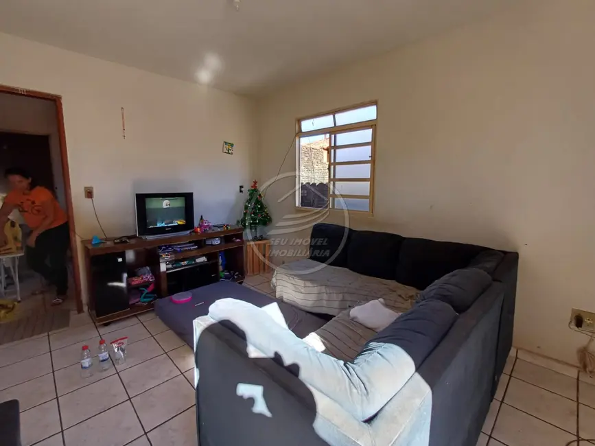 Casa com 2 quartos à venda, 96m2 em Beija-Flor, Uberaba - MG - imagem 2 Foto 2 de Casa com 2 quartos à venda, 96m2 em Beija-Flor, Uberaba - MG