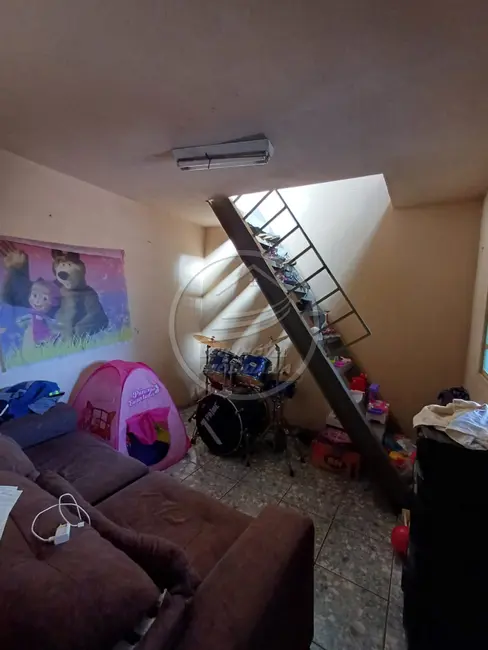 Casa com 2 quartos à venda, 96m2 em Beija-Flor, Uberaba - MG - imagem 4 Foto 4 de Casa com 2 quartos à venda, 96m2 em Beija-Flor, Uberaba - MG