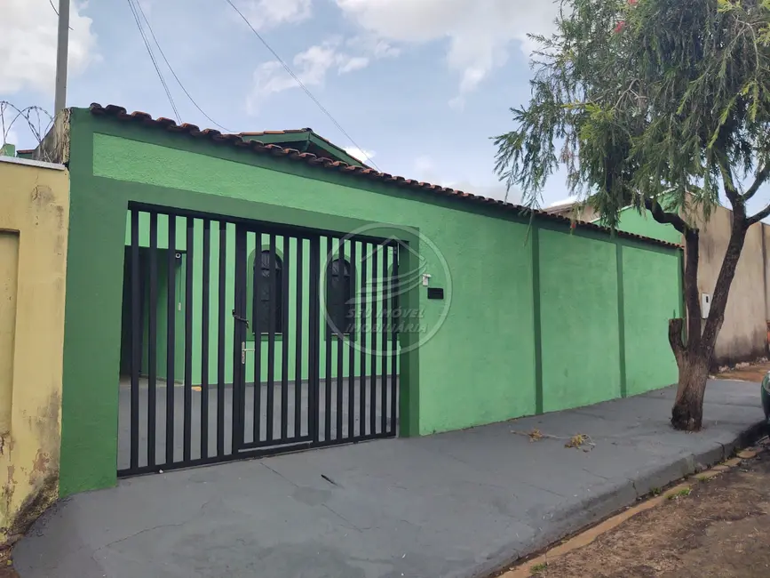 Foto 1 de Casa com 3 quartos à venda, 115m2 em Conjunto Uberaba, Uberaba - MG
