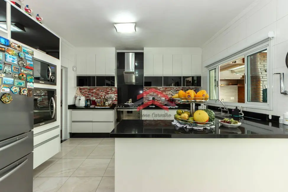 Sobrado com 4 quartos à venda, 232m2 em Vila Bertioga, São Paulo - SP - imagem 2 Foto 2 de Sobrado com 4 quartos à venda, 232m2 em Vila Bertioga, São Paulo - SP