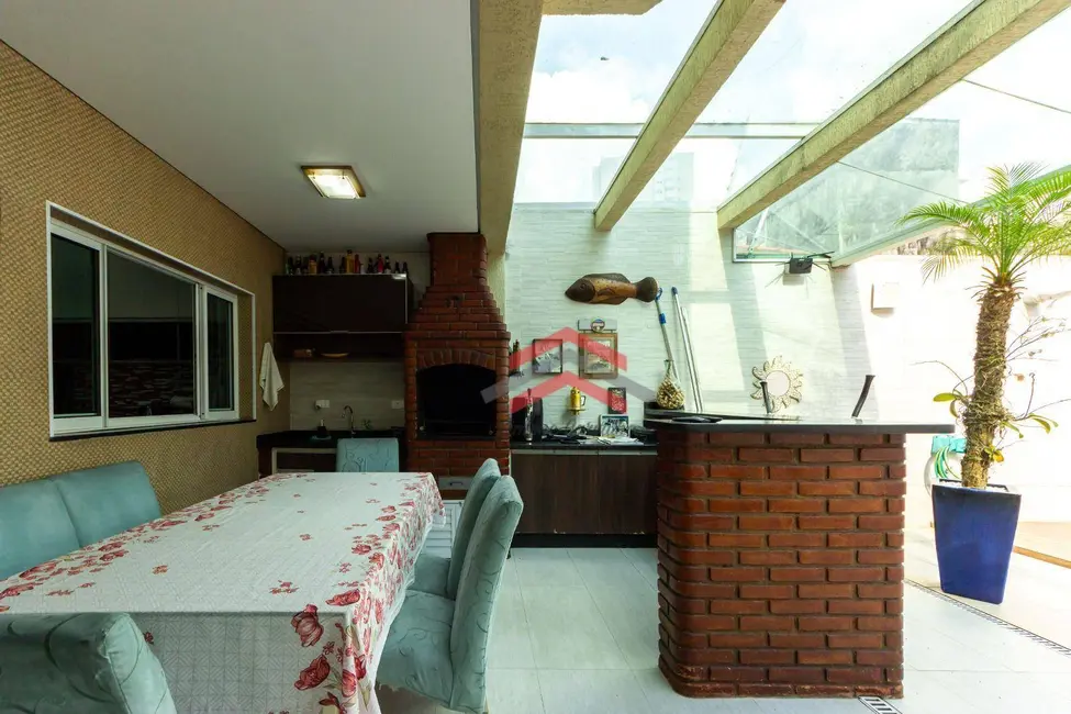 Sobrado com 4 quartos à venda, 232m2 em Vila Bertioga, São Paulo - SP - imagem 8 Foto 8 de Sobrado com 4 quartos à venda, 232m2 em Vila Bertioga, São Paulo - SP