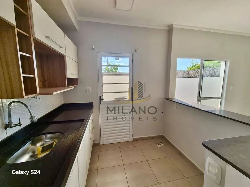 Foto 2 de Casa de Condomínio com 2 quartos à venda, 120m2 em Ipê, Tres Lagoas - MS