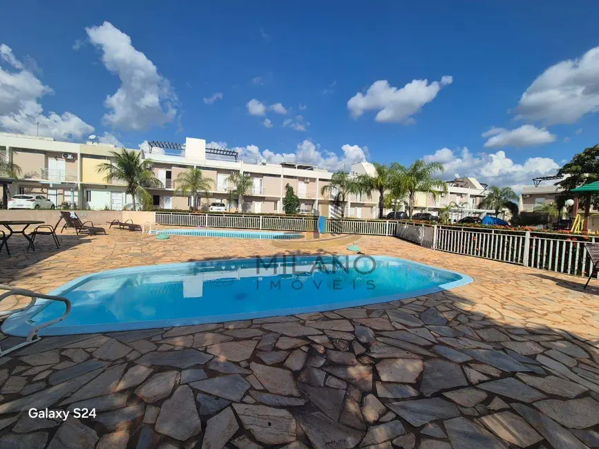 Foto 1 de Casa de Condomínio com 2 quartos à venda, 120m2 em Ipê, Tres Lagoas - MS