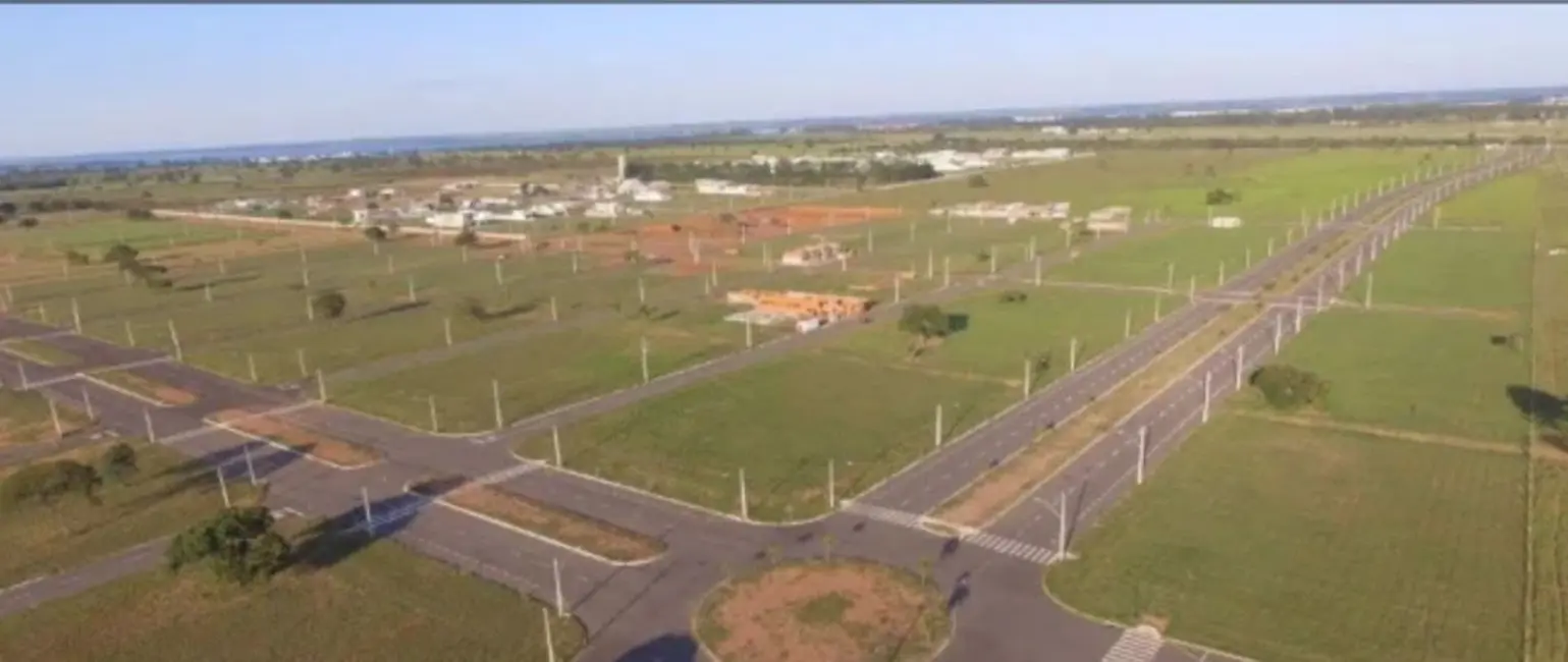 Foto 6 de Terreno / Lote à venda, 360m2 em Tres Lagoas - MS