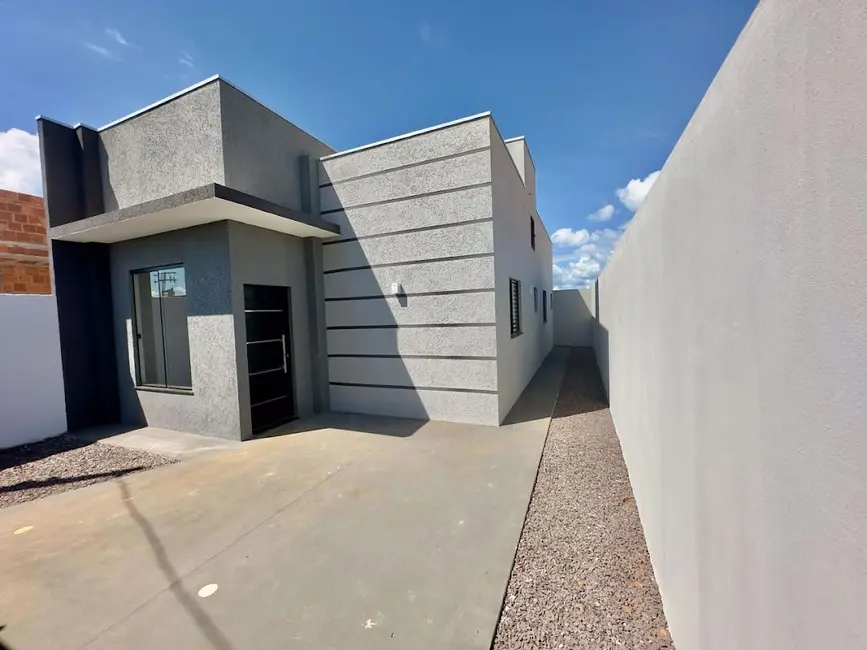 Foto 4 de Casa com 2 quartos à venda, 121m2 em Ipê, Tres Lagoas - MS