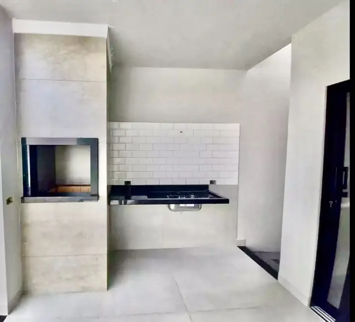 Casa com 3 quartos à venda, 210m2 em Ipê, - MS - imagem 6 Foto 6 de Casa com 3 quartos à venda, 210m2 em Ipê, - MS