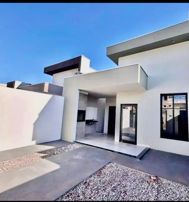 Casa com 3 quartos à venda, 210m2 em Ipê, - MS - imagem 3 Foto 3 de Casa com 3 quartos à venda, 210m2 em Ipê, - MS