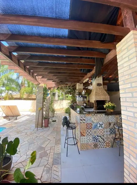 Casa de Condomínio com 3 quartos à venda, 890m2 em Guapiacu - SP - imagem 4 Foto 4 de Casa de Condomínio com 3 quartos à venda, 890m2 em Guapiacu - SP