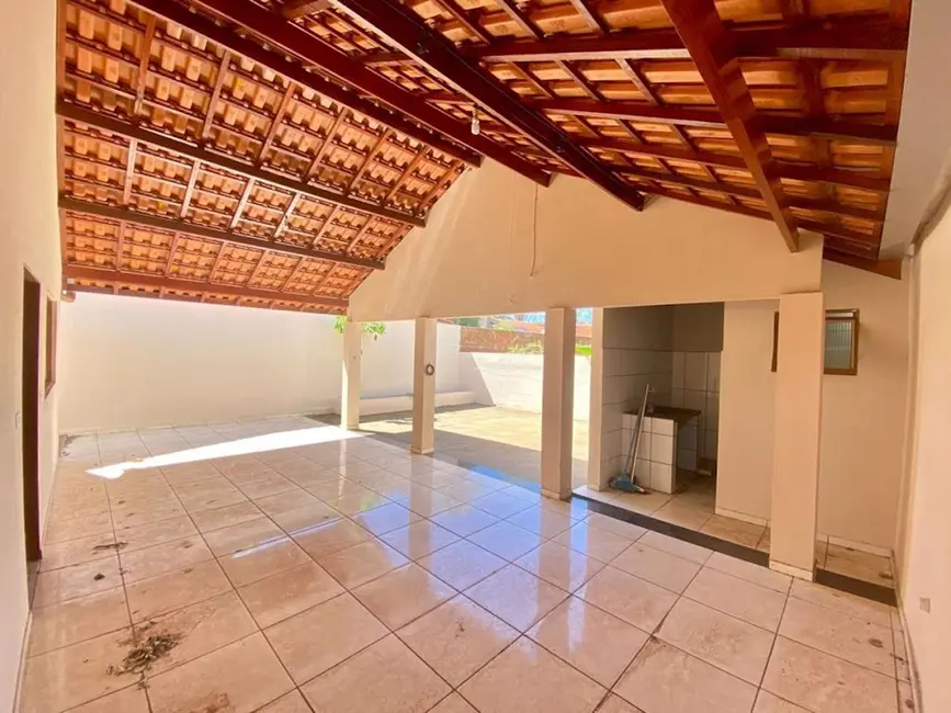 Casa com 3 quartos à venda, 500m2 em Jardim Primaveril, Tres Lagoas - MS - imagem 4 Foto 4 de Casa com 3 quartos à venda, 500m2 em Jardim Primaveril, Tres Lagoas - MS