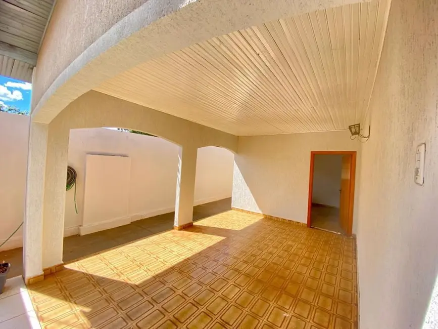 Casa com 3 quartos à venda, 500m2 em Jardim Primaveril, Tres Lagoas - MS - imagem 3 Foto 3 de Casa com 3 quartos à venda, 500m2 em Jardim Primaveril, Tres Lagoas - MS