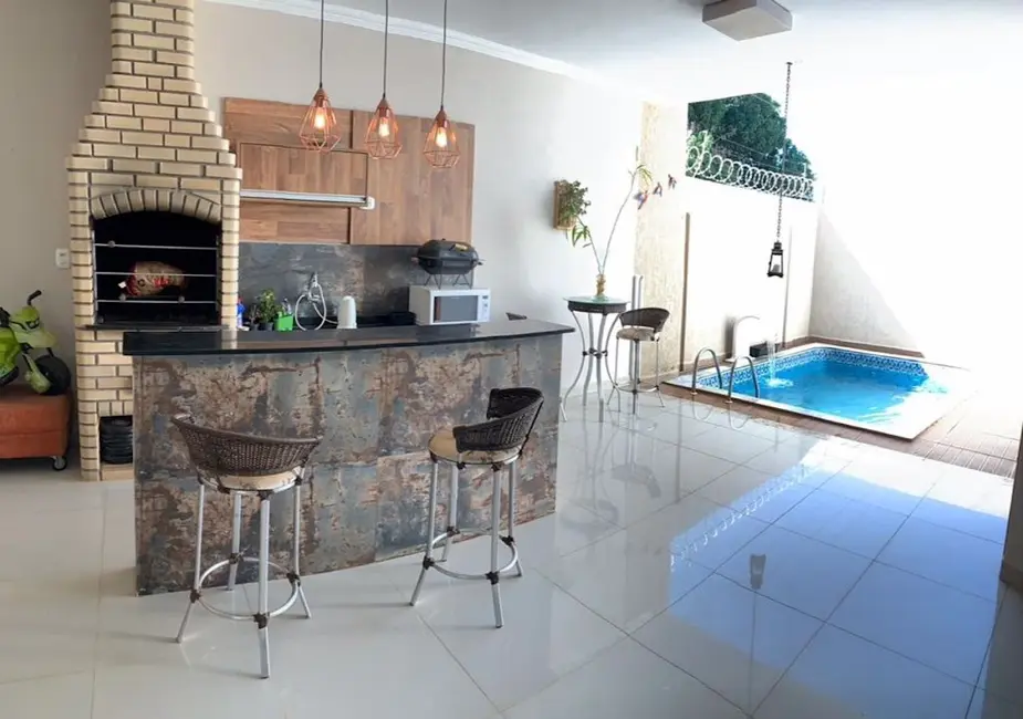 Casa de Condomínio com 3 quartos à venda e para alugar, 300m2 em Recanto das Palmeiras, Tres Lagoas - MS - imagem 3 Foto 3 de Casa de Condomínio com 3 quartos à venda e para alugar, 300m2 em Recanto das Palmeiras, Tres Lagoas - MS