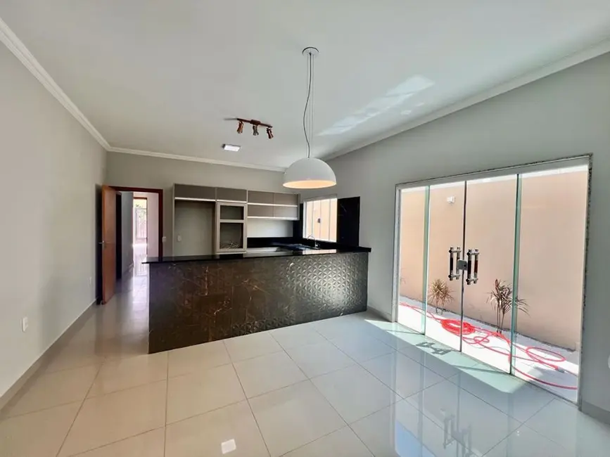 Casa de Condomínio com 3 quartos à venda e para alugar, 300m2 em Recanto das Palmeiras, Tres Lagoas - MS - imagem 8 Foto 8 de Casa de Condomínio com 3 quartos à venda e para alugar, 300m2 em Recanto das Palmeiras, Tres Lagoas - MS