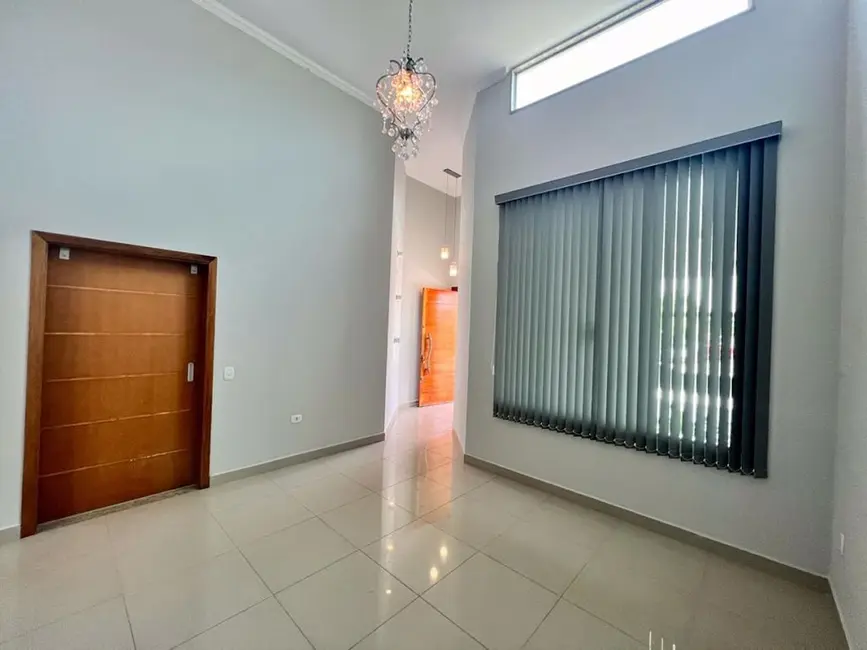 Casa de Condomínio com 3 quartos à venda e para alugar, 300m2 em Recanto das Palmeiras, Tres Lagoas - MS - imagem 6 Foto 6 de Casa de Condomínio com 3 quartos à venda e para alugar, 300m2 em Recanto das Palmeiras, Tres Lagoas - MS