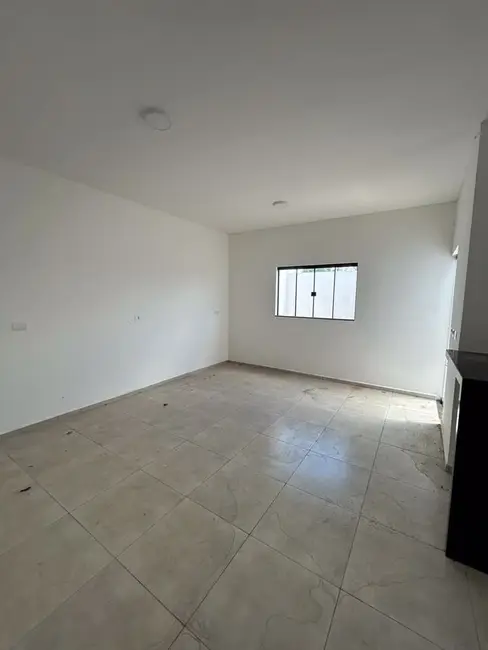 Foto 4 de Casa com 2 quartos à venda, 150m2 em Tres Lagoas - MS