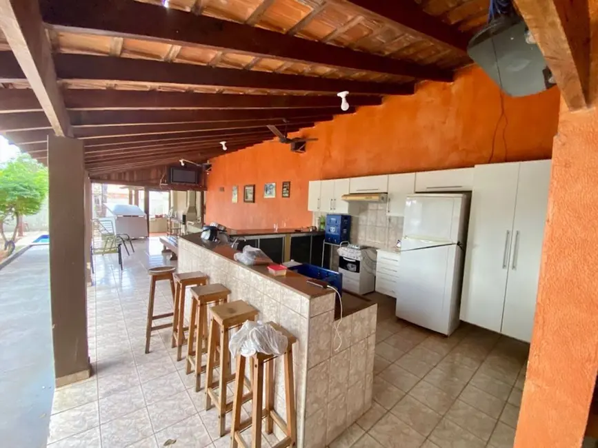 Foto 4 de Sítio / Rancho com 4 quartos à venda, 900m2 em Jupiá, Tres Lagoas - MS