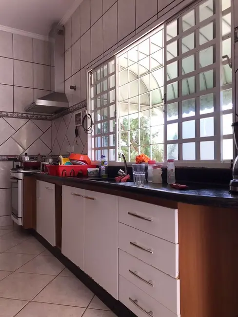 Casa com 3 quartos à venda, 625m2 em Centro, Tres Lagoas - MS - imagem 5 Foto 5 de Casa com 3 quartos à venda, 625m2 em Centro, Tres Lagoas - MS