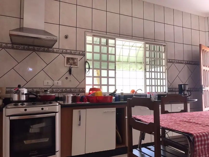 Casa com 3 quartos à venda, 625m2 em Centro, Tres Lagoas - MS - imagem 7 Foto 7 de Casa com 3 quartos à venda, 625m2 em Centro, Tres Lagoas - MS