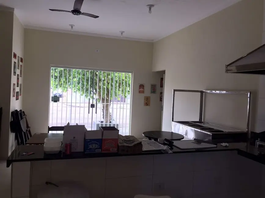 Casa com 3 quartos à venda, 625m2 em Centro, Tres Lagoas - MS - imagem 9 Foto 9 de Casa com 3 quartos à venda, 625m2 em Centro, Tres Lagoas - MS