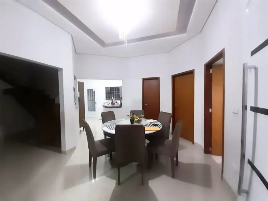 Foto 7 de Casa com 3 quartos à venda, 225m2 em Jardim das Paineiras, Tres Lagoas - MS