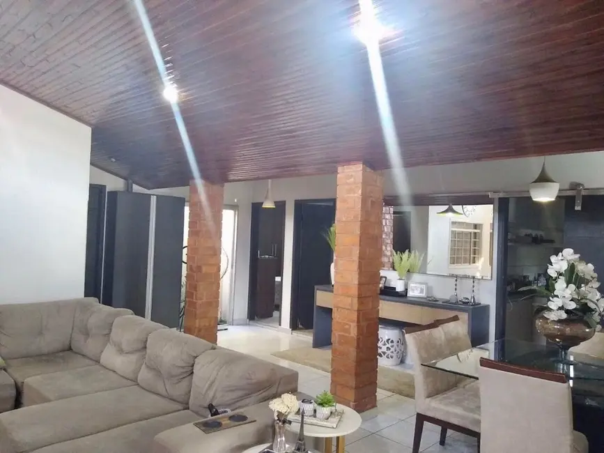 Foto 6 de Casa com 3 quartos à venda, 300m2 em Jardim Planalto, Tres Lagoas - MS