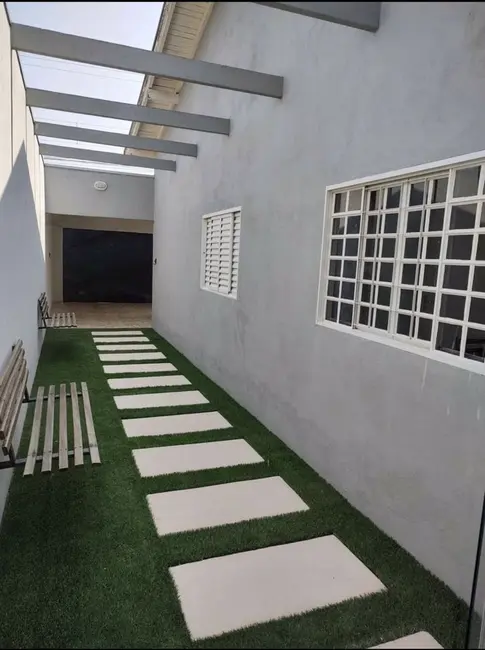 Foto 4 de Casa com 3 quartos à venda, 200m2 em Centro, Tres Lagoas - MS