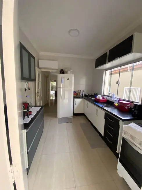 Foto 7 de Casa com 3 quartos à venda, 360m2 em Ipê, Tres Lagoas - MS
