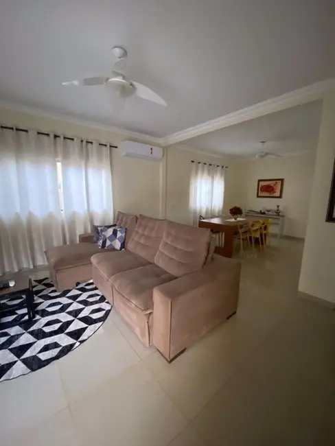 Foto 5 de Casa com 3 quartos à venda, 360m2 em Ipê, Tres Lagoas - MS