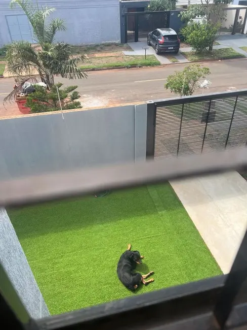 Foto 2 de Sobrado com 3 quartos à venda, 150m2 em Ipê, Tres Lagoas - MS
