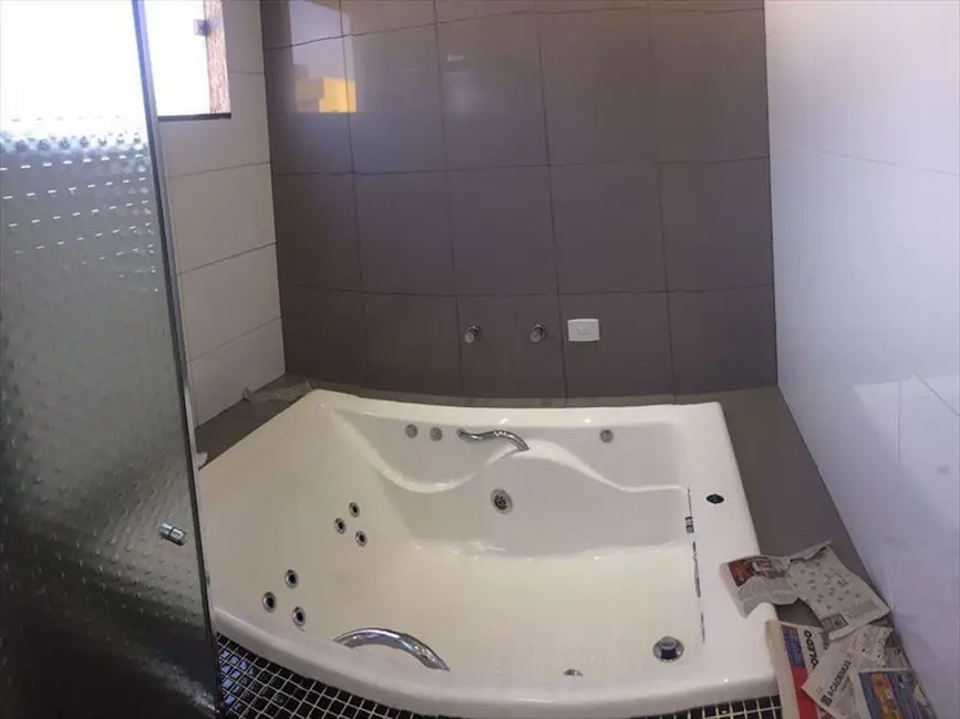 Casa com 3 quartos à venda, 240m2 em Recanto das Palmeiras, Tres Lagoas - MS - imagem 3 Foto 3 de Casa com 3 quartos à venda, 240m2 em Recanto das Palmeiras, Tres Lagoas - MS